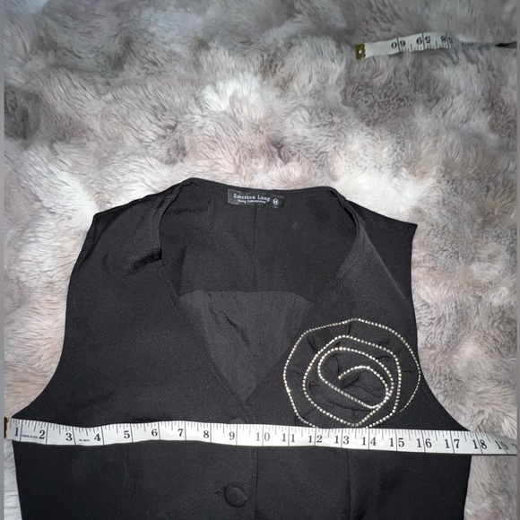 Women's Emerson Lang Vest Size M - Picture 10 of 14